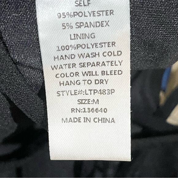 L'ATISTE by Amy Black Top with Colorful Embroidery Open Back size M - Picture 6 of 7